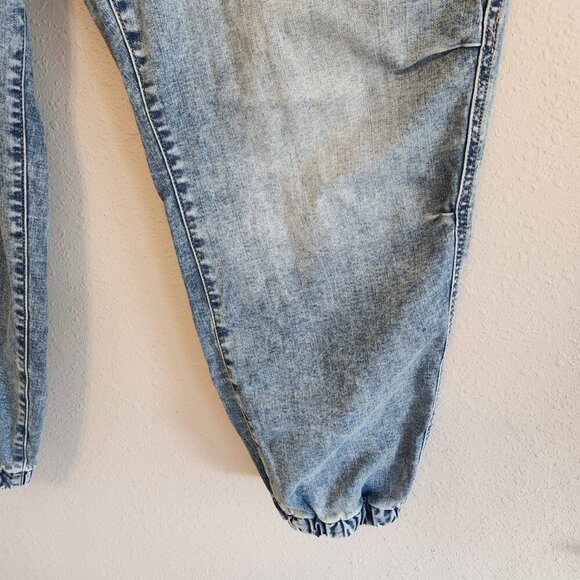 Torrid Jogger Super Soft Mid-Rise Jeans NWT Size 20 - Picture 4 of 11